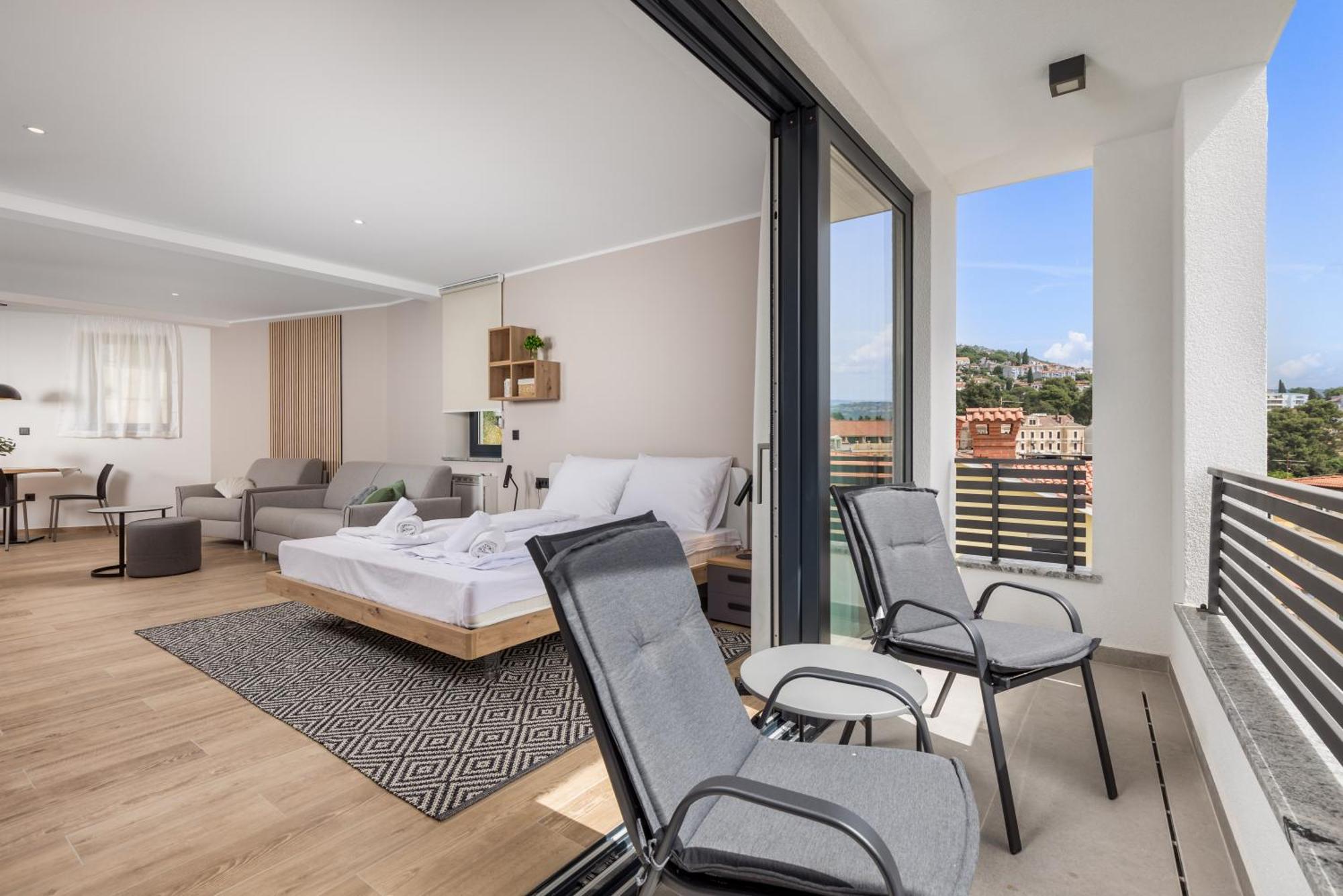 Belinda Apartments With Balcony & Private Parking Abbazia Esterno foto