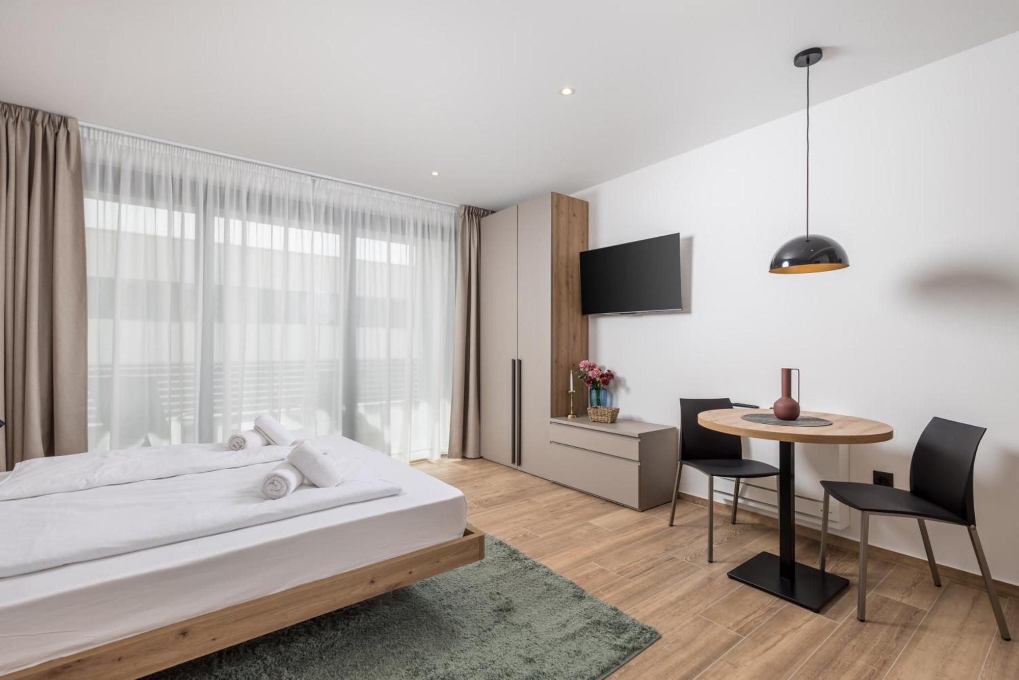 Belinda Apartments With Balcony & Private Parking Abbazia Esterno foto