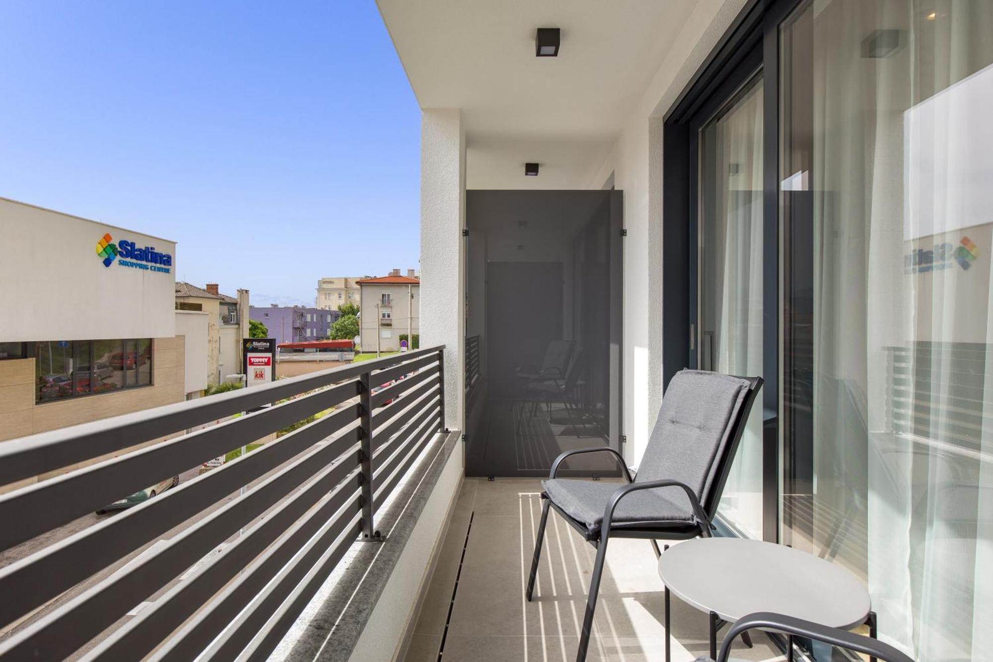 Belinda Apartments With Balcony & Private Parking Abbazia Esterno foto