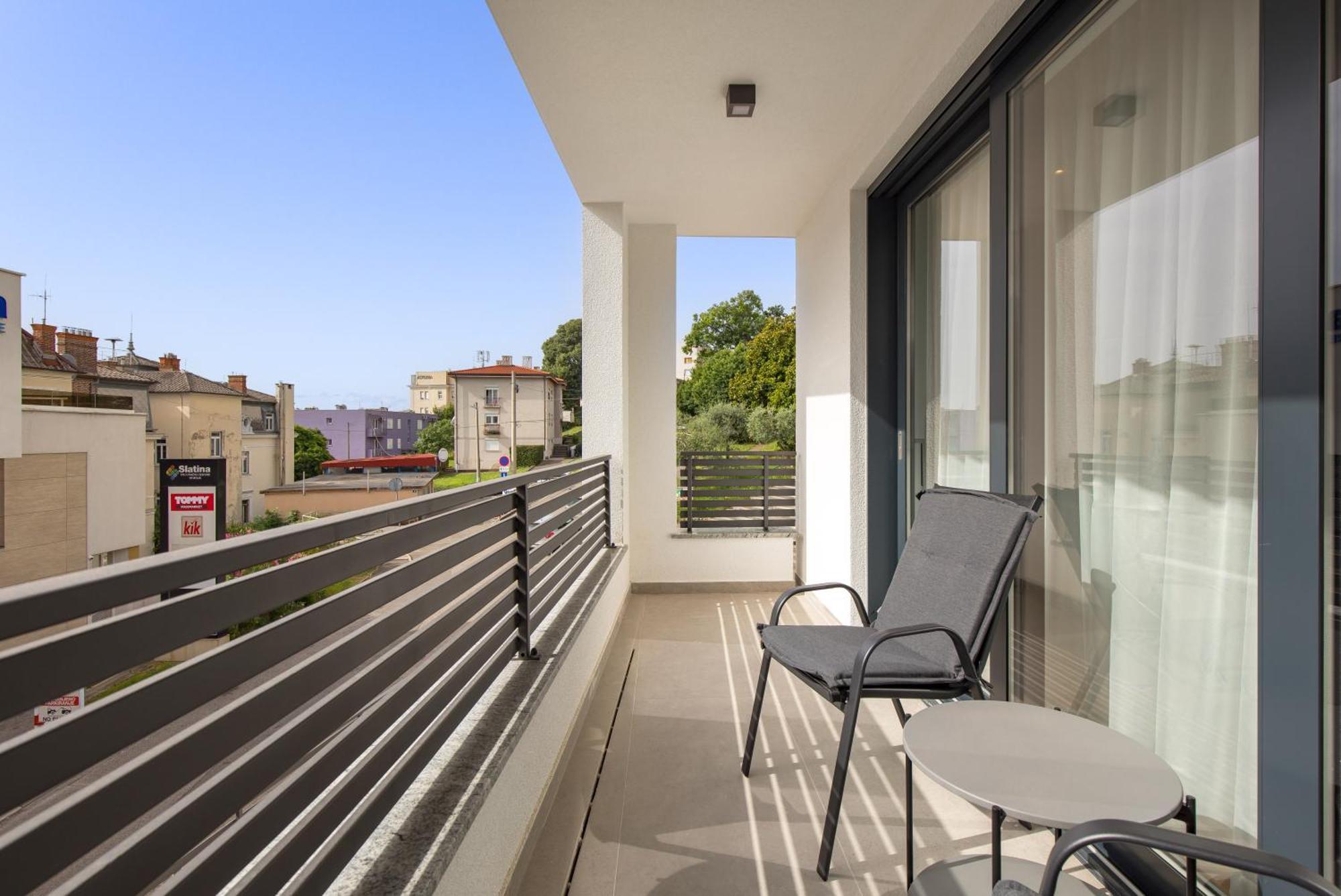 Belinda Apartments With Balcony & Private Parking Abbazia Esterno foto