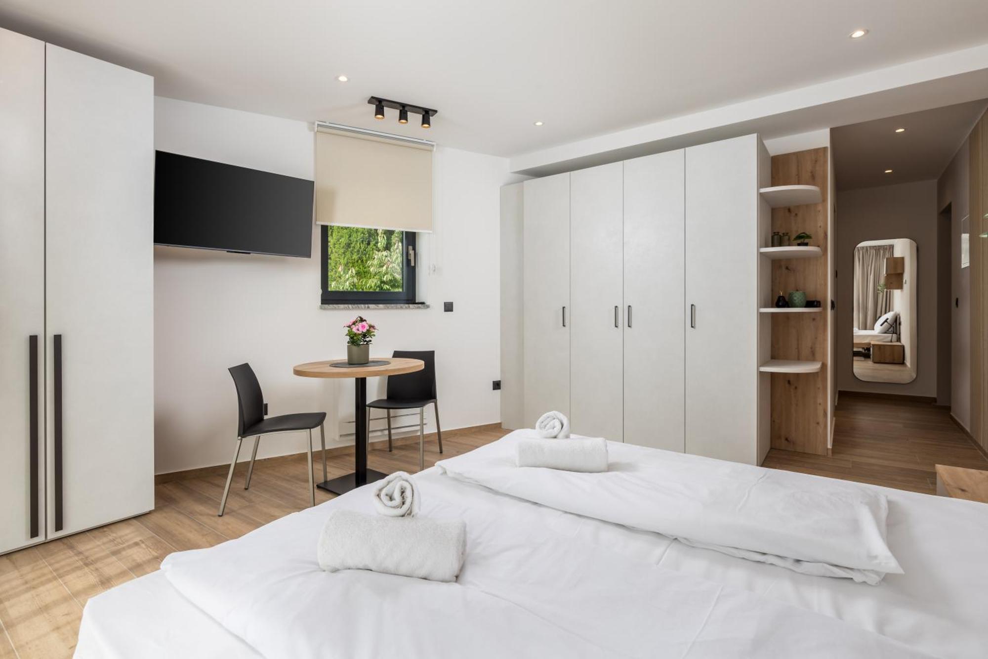 Belinda Apartments With Balcony & Private Parking Abbazia Esterno foto