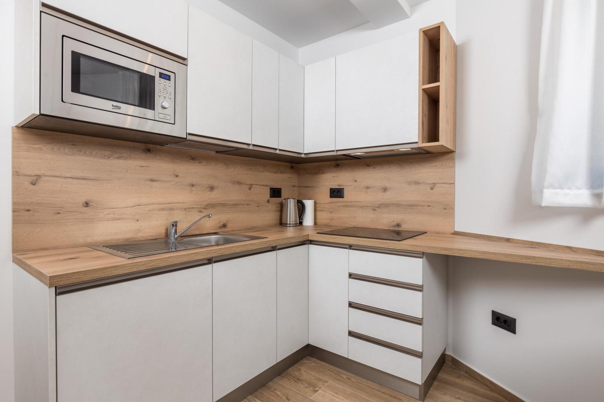 Belinda Apartments With Balcony & Private Parking Abbazia Esterno foto