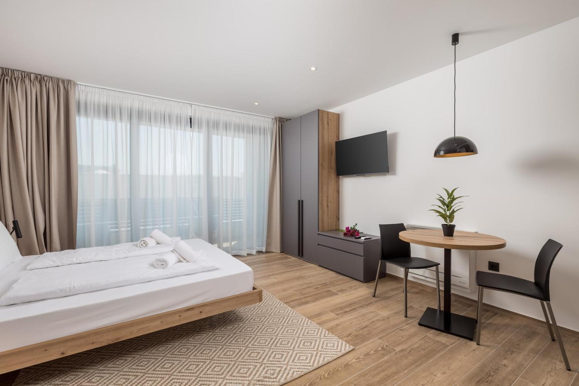 Belinda Apartments With Balcony & Private Parking Abbazia Esterno foto