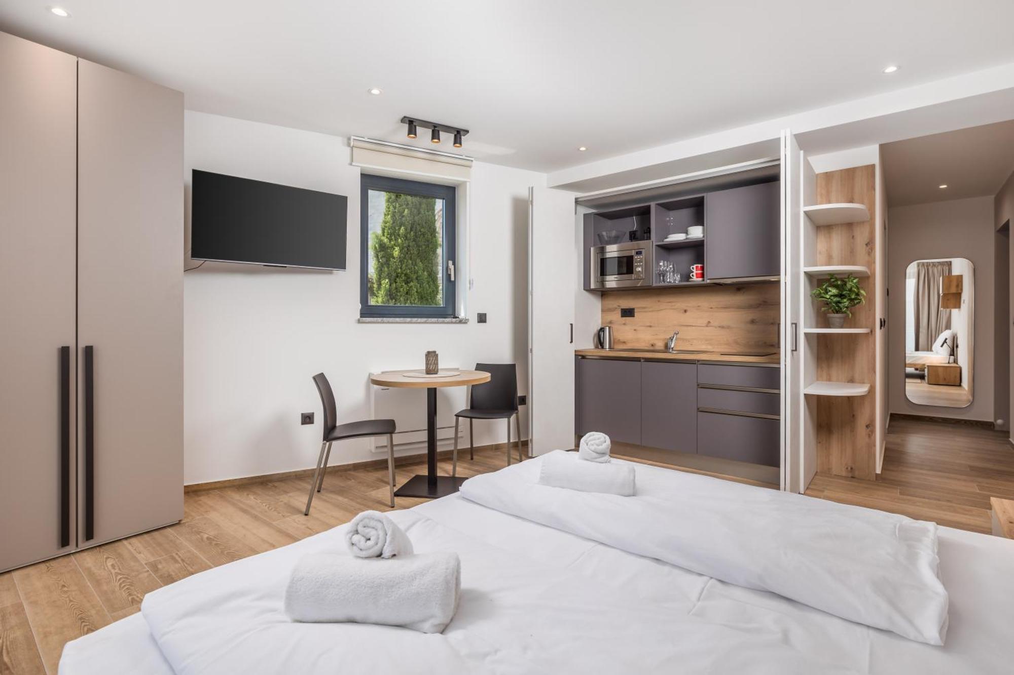 Belinda Apartments With Balcony & Private Parking Abbazia Esterno foto